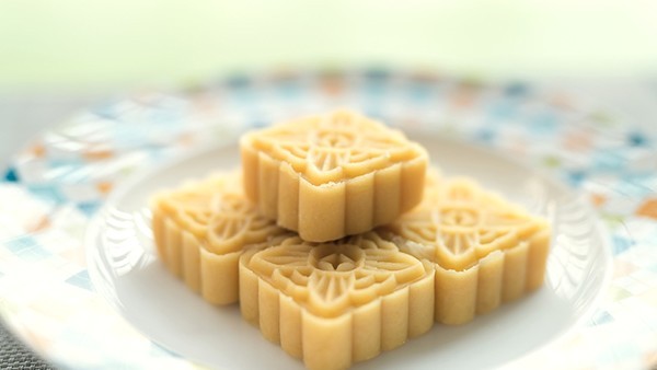 干眼症和眼睛干涩的区别