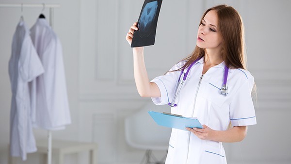 小儿食积与过度进食有关系吗