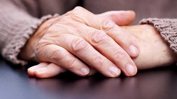 甲状腺亢进如何控制病情