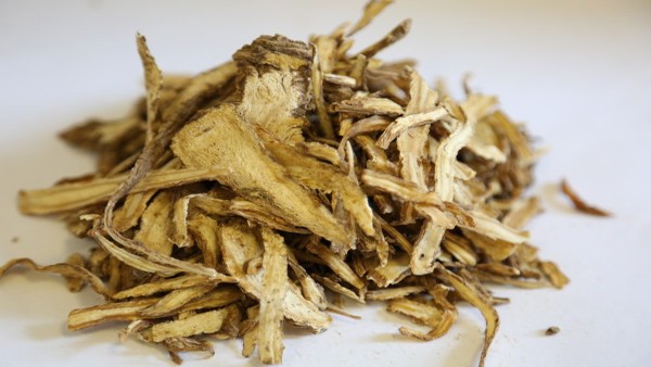 多毛症的抗雄激素药物