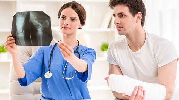 遗传性血管性水肿的发病机制