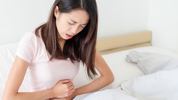 白内障是什么原因引起的