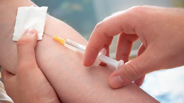 孩子早期呕吐如何止