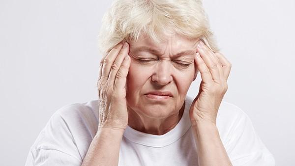 阿尔茨海默症的语言障碍