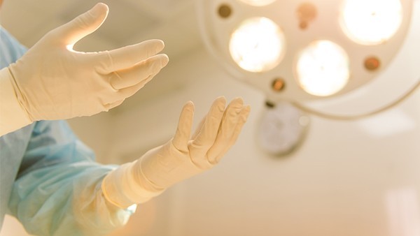 阿尔茨海默症的基因突变和发病机制