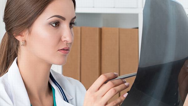 苔藓样念珠状疹的症状是什么