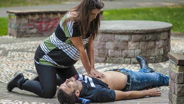 获得性免疫缺陷综合征的传染途径有哪些